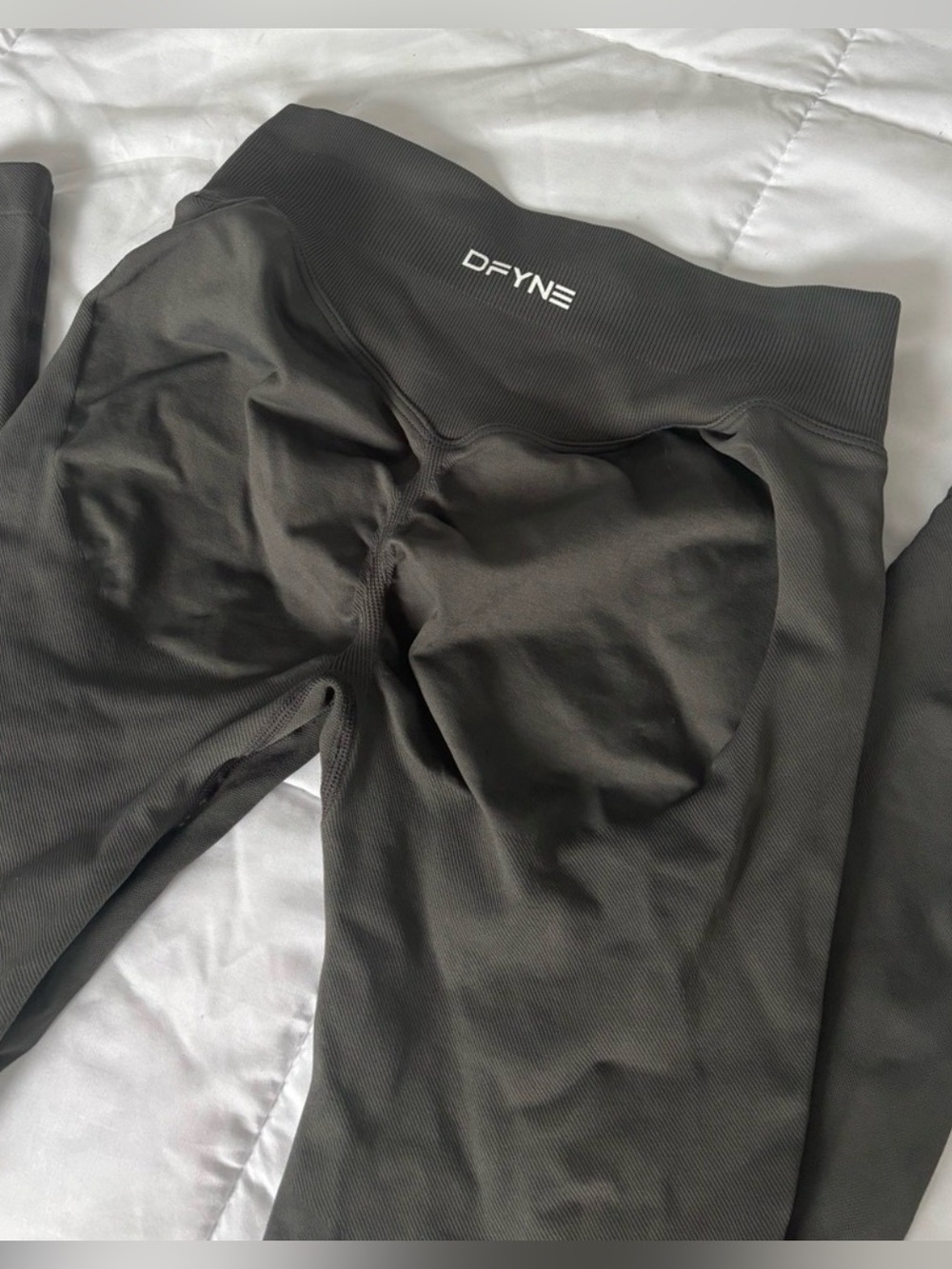 DFYNE High-Waist Sculpting Leggings size S